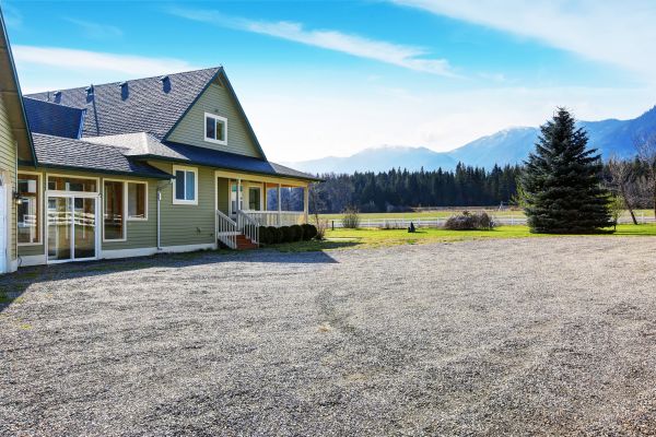 Cost of Gravel Driveway Repair in Boston
